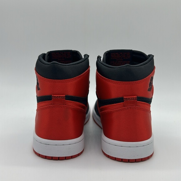 New Nike Women’s Air Jordan 1 Retro High OG Satin Bred FD4810-061 NWOB - Picture 5 of 5